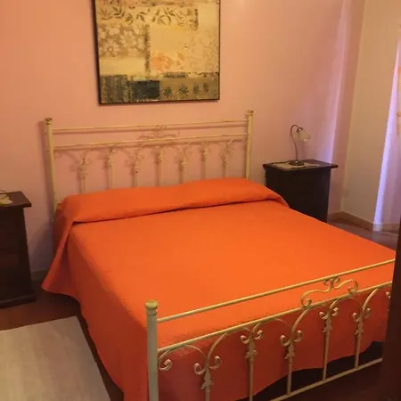 Di Chiesa Bed & Breakfast *